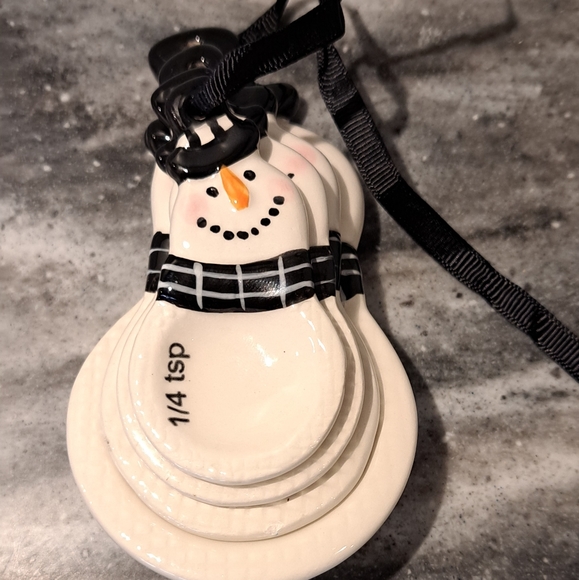 Snowman 4-piece Ceramic Measuring Spoons - Picture 4 of 4